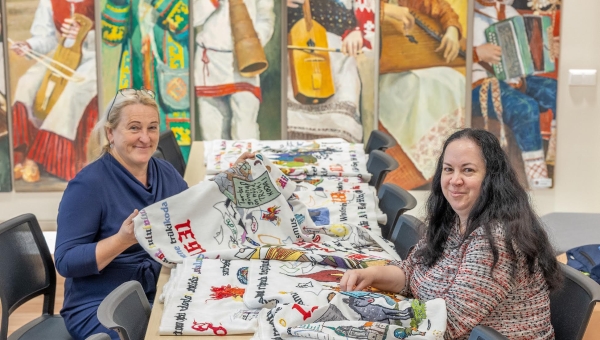 Võrumaal saab nüüd igaüks tikkida killukese Eesti raamatuajalugu